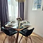 Apartment M&m-sea View & Private Parking