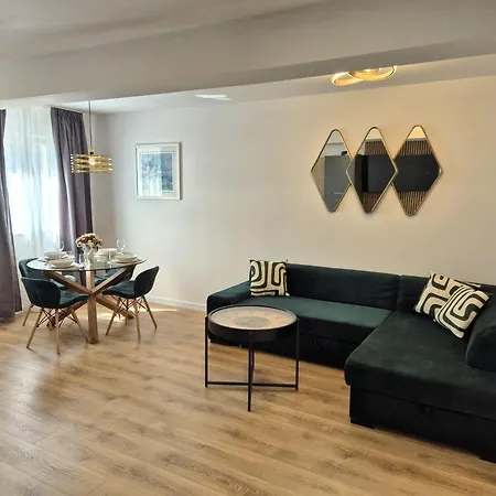 Apartment M&m-sea View & Private Parking