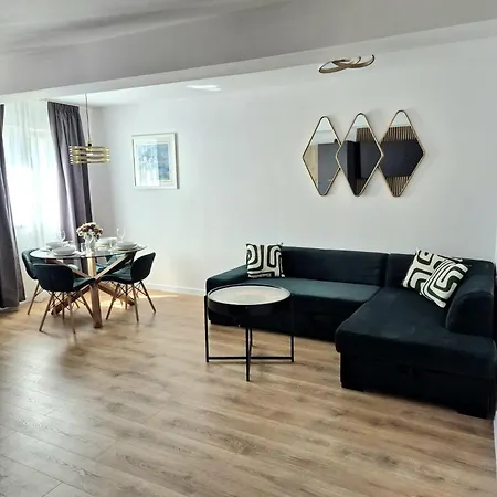 M&m-sea View & Private Parking Lägenhet