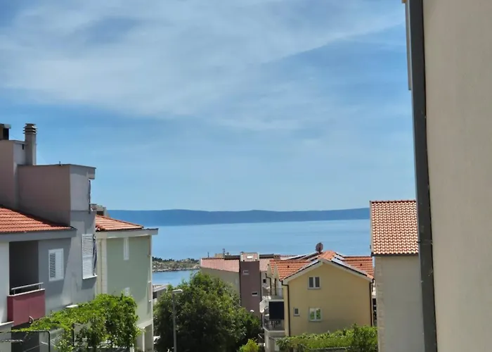 M&m-sea View & Private Parking Makarska