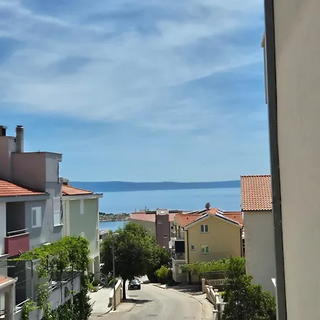 M&m-sea View & Private Parking Makarska
